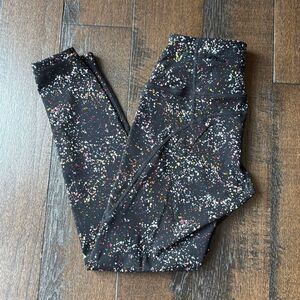 Sweaty Betty power leggings 7/8 length size 0/2 black confetti print gym workout